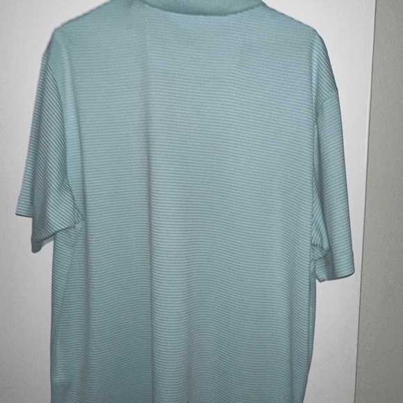 TOMMY BAHAMA POLO Large in Baby Blue - Picture 4 of 6